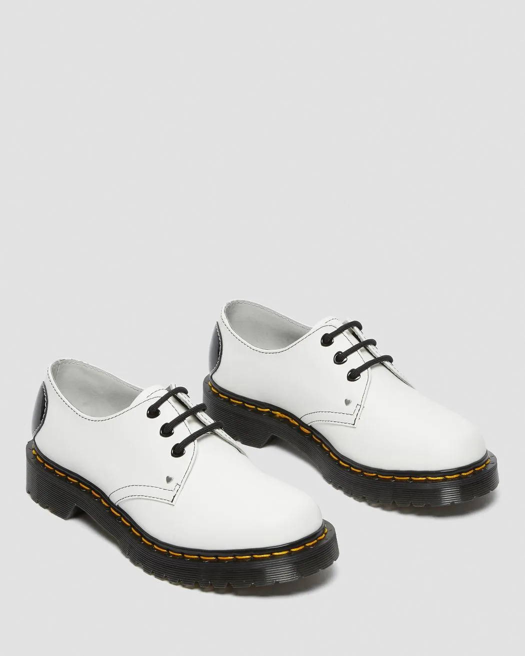 1461 Heart White Smooth Patent Oxford Shoes