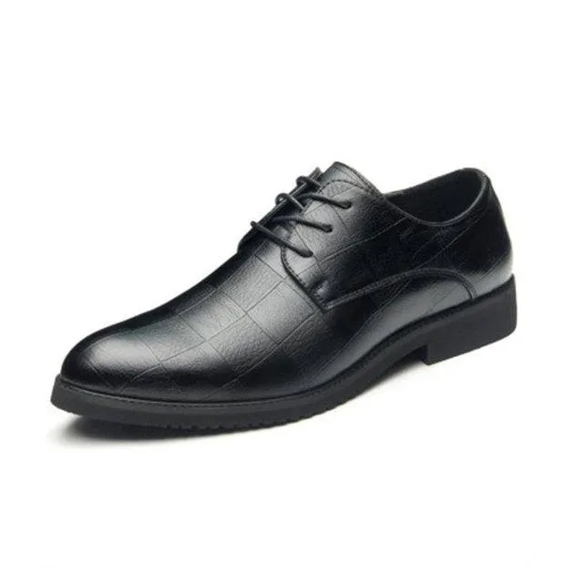 Thick-soled Laced Up Men's Shoes